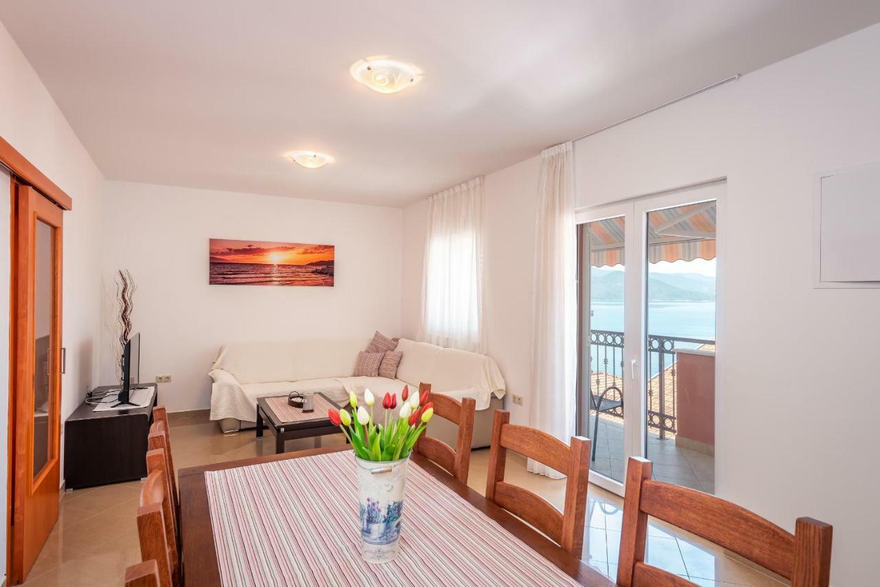 Apartmani Marina Klek Exterior photo